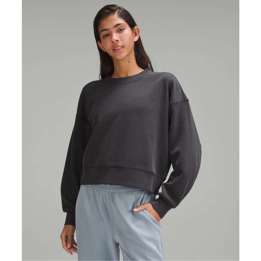 Lululemon Ribbed Softstreme Perfectly Oversized Cropped Crew Black Size 2 - Picture 1 of 7